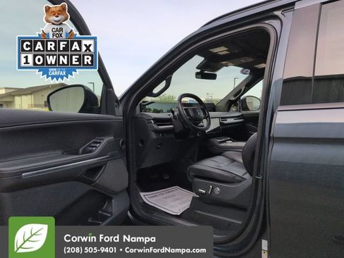 Used 2025 Lincoln Navigator Reserve w/ Jet Appearance Package AWD/4WD image 9