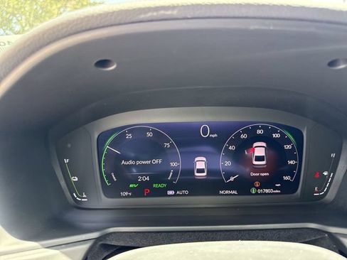 Used 2023 Honda Accord Touring image 15