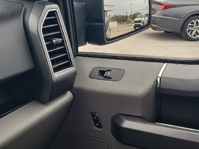 Used 2019 Ford F150 XLT w/ Equipment Group 302A Luxury AWD/4WD image 26
