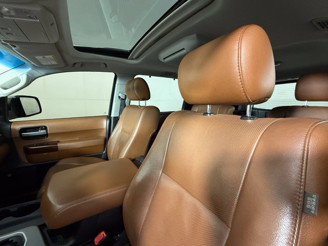 Used 2016 Toyota Sequoia Platinum AWD/4WD image 16