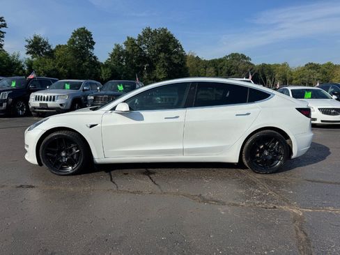 Used 2019 Tesla Model 3 Performance AWD/4WD image 2