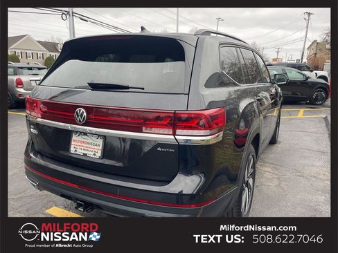 Used 2025 Volkswagen Atlas SE image 5