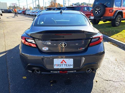 New 2025 Toyota GR86 Premium image 7