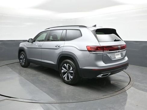 New 2026 Volkswagen Atlas SE image 5