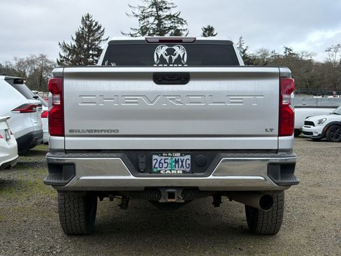 Used 2022 Chevrolet Silverado 3500 LT w/ Convenience Package image 6
