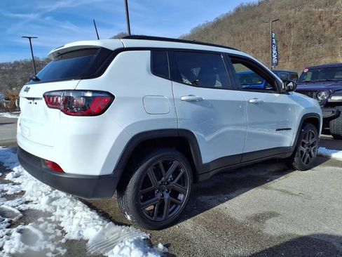 New 2026 Jeep Compass Latitude AWD/4WD image 2