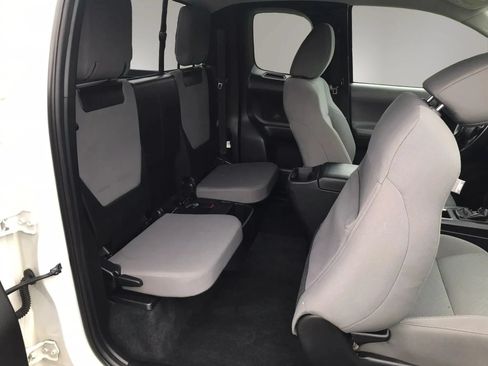 Used 2020 Toyota Tacoma SR w/ SX Package AWD/4WD image 48