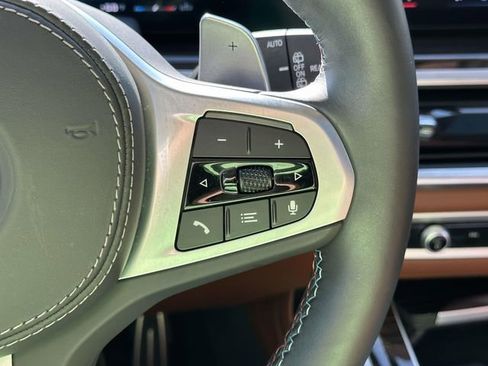 Certified 2025 BMW X7 M60i AWD/4WD image 34