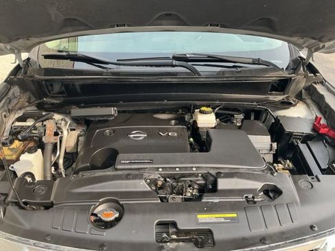 Used 2014 Nissan Pathfinder SV AWD/4WD image 20