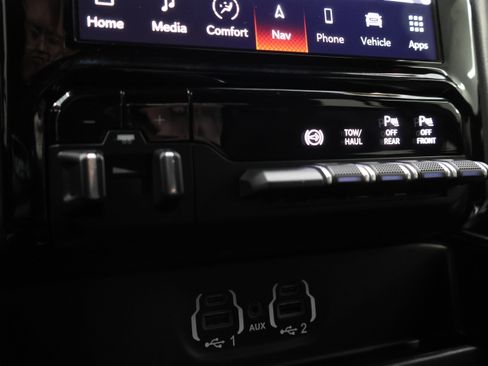 Used 2023 RAM 3500 Big Horn w/ Night Edition image 44