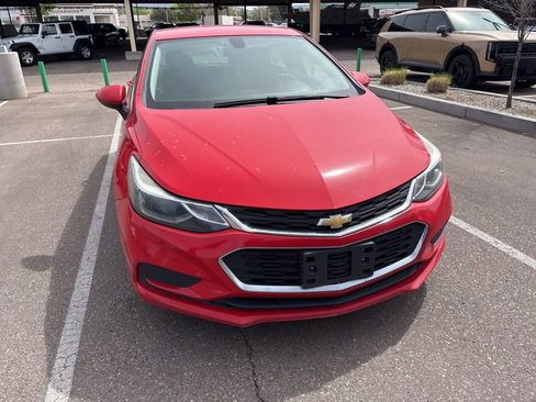 Used 2018 Chevrolet Cruze LT image 29