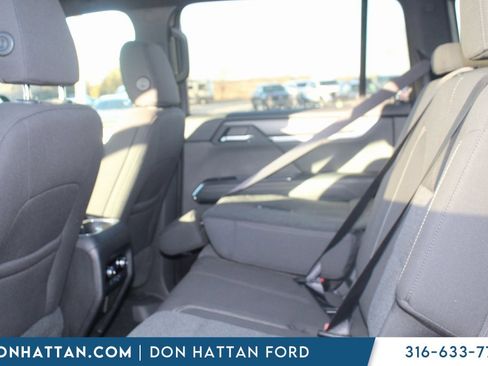 Used 2025 GMC Acadia Elevation image 12