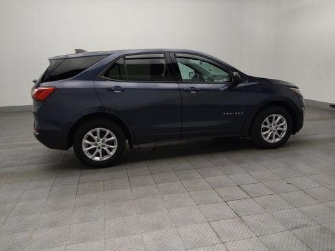 Used 2018 Chevrolet Equinox LS w/ LPO, Cargo Package AWD/4WD image 10
