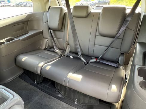 Used 2017 Honda Odyssey EX-L image 18