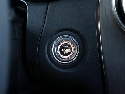 Certified 2021 Mercedes-Benz GLC 300 4MATIC image 28