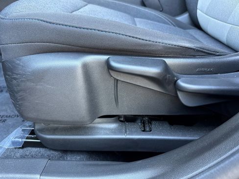 Used 2024 Chevrolet Trax LS w/ LS Convenience Package FWD image 12