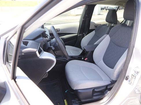 Used 2022 Toyota Corolla LE FWD image 8