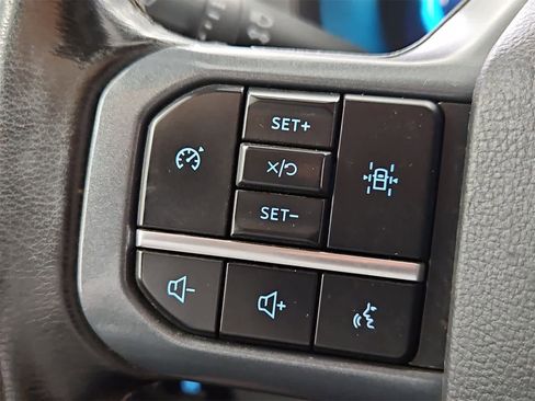 Used 2024 Ford F150 XLT w/ FX4 Off-Road Package image 23