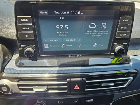 Used 2023 Kia Seltos S FWD image 31