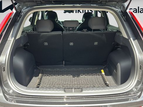 New 2026 Kia Niro LX FWD image 12