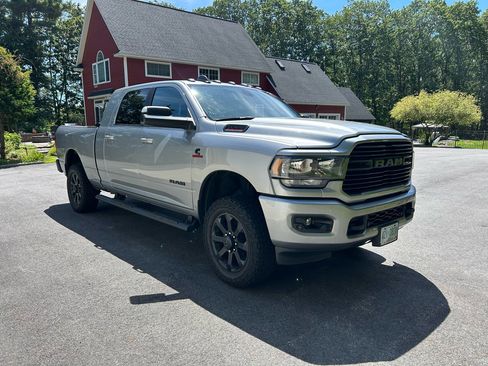 Used 2021 RAM 2500 Big Horn w/ Night Edition image 4