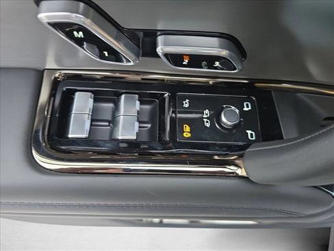 New 2026 Land Rover Range Rover Sport Dynamic SE image 28