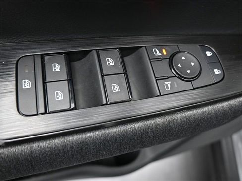 New 2026 Nissan Kicks SV w/ SV Premium Package image 13