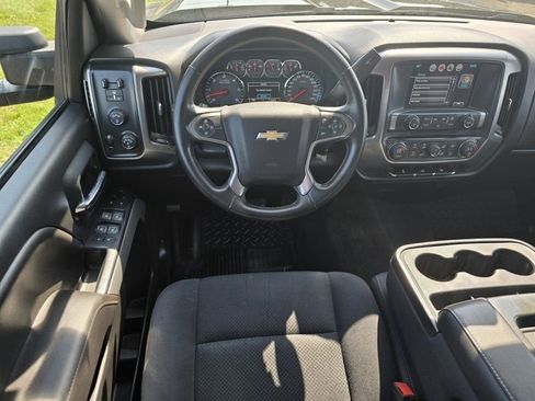 Used 2018 Chevrolet Silverado 2500 LT w/ All Star Edition image 20