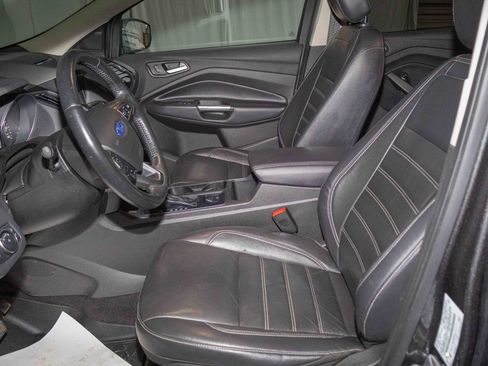 Used 2018 Ford Escape SEL image 12