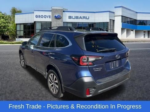 Used 2021 Subaru Outback Premium AWD/4WD image 3