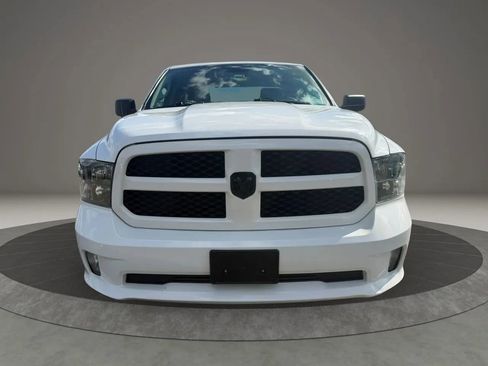 Used 2019 RAM 1500 Express w/ Express Value Package AWD/4WD image 2
