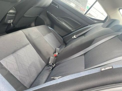 Used 2023 Nissan Versa SV image 4