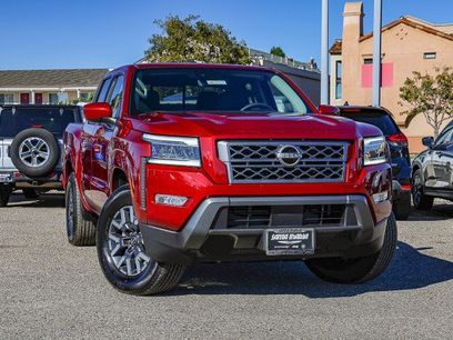 Used 2024 Nissan Frontier SL w/ Technology Package