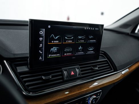 Certified 2023 Audi Q5 2.0T Premium Plus w/ Premium Plus Package image 12