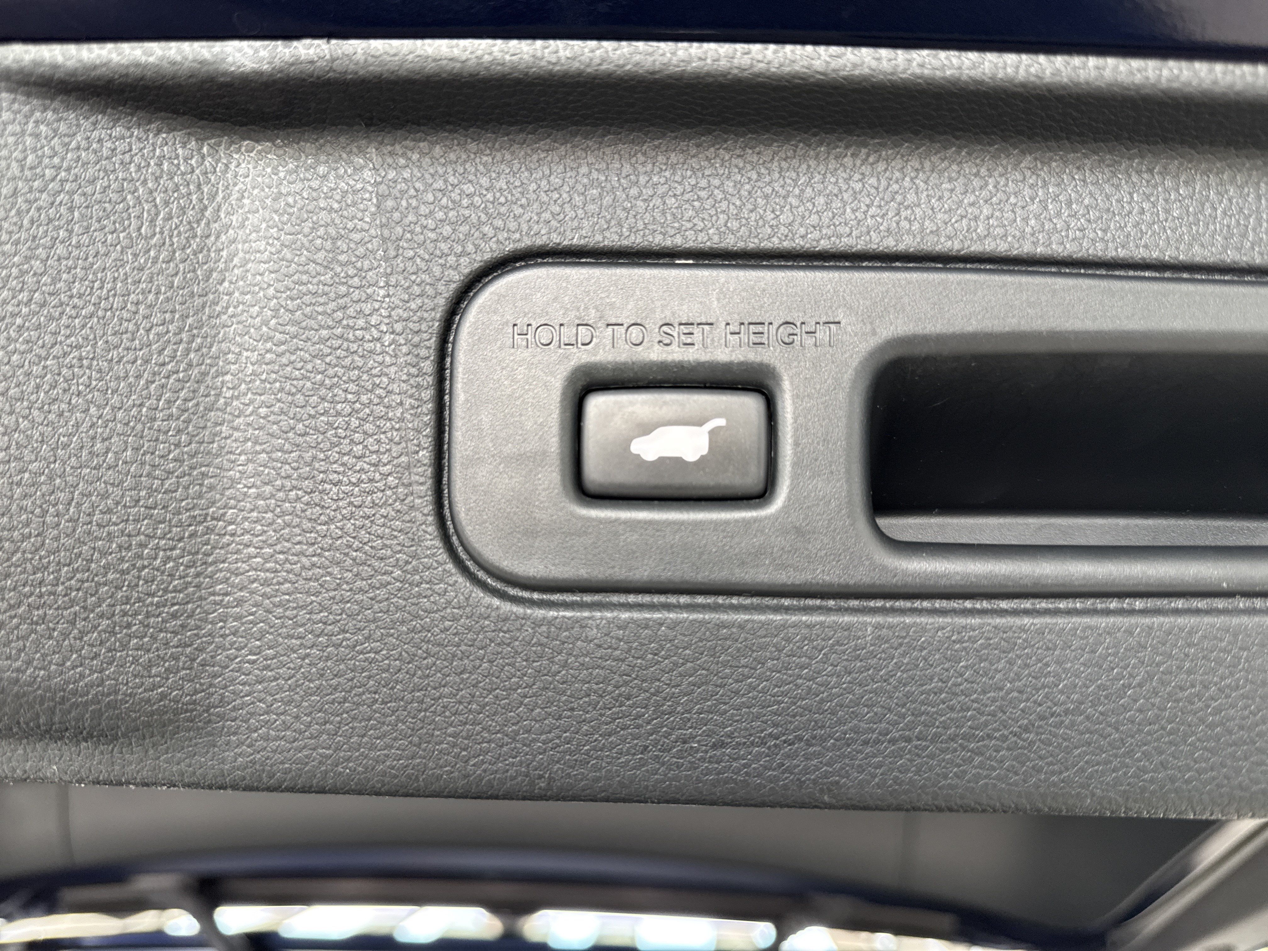 Used 2023 Honda Pilot Elite image 12