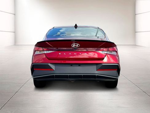 Certified 2025 Hyundai Elantra Sport image 6