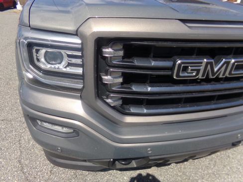 Used 2017 GMC Sierra 1500 SLT AWD/4WD image 4