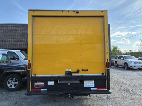 Used 2021 GMC Savana 3500 Extended w/ Power Convenience Package RWD image 6