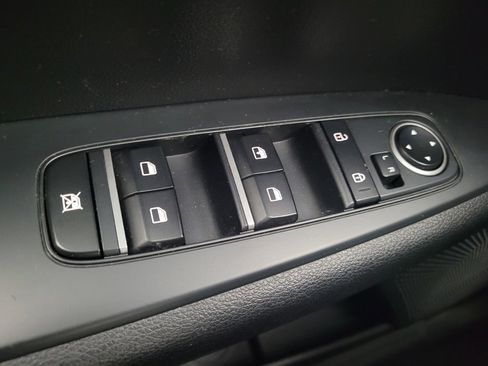 Used 2020 Kia Forte LXS image 27