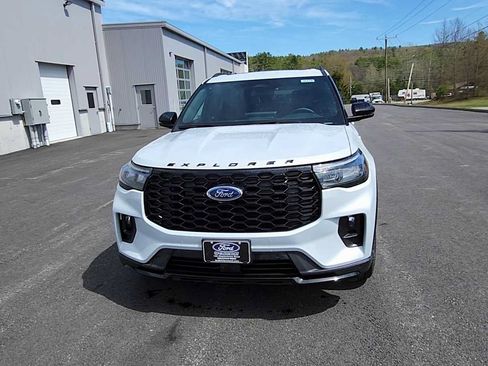 New 2026 Ford Explorer ST-Line w/ ST-Line Street Pack AWD/4WD image 3