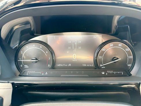 Used 2022 Lincoln Corsair Standard image 38