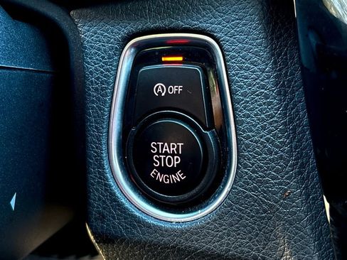 Used 2018 BMW M3 image 21