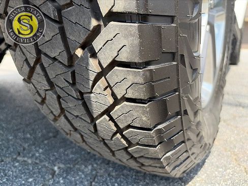 Used 2021 Jeep Wrangler Unlimited Sahara AWD/4WD image 10