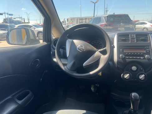 Used 2014 Nissan Versa Note S FWD image 17