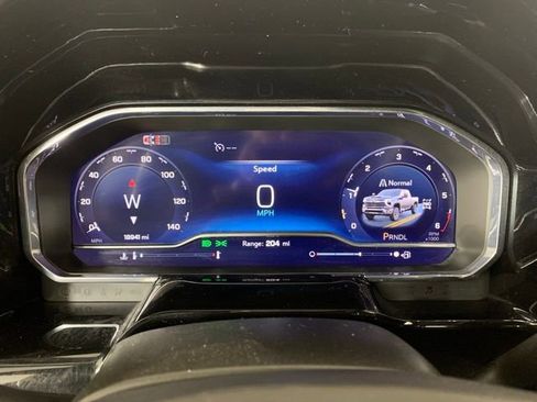 Used 2025 Chevrolet Silverado 2500 LT w/ Convenience Package image 20