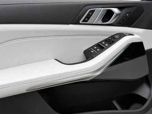 New 2026 BMW X5 sDrive40i w/ M Sport Package image 15