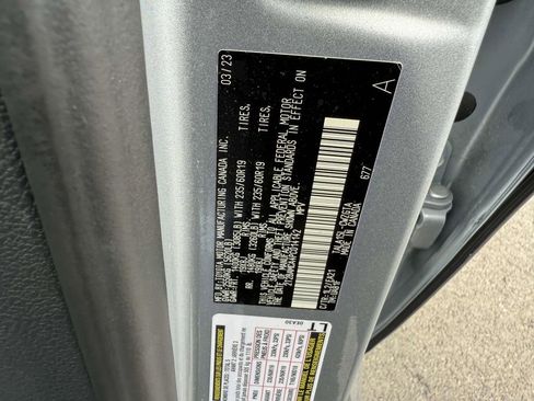 Used 2023 Lexus RX 350 Premium image 32