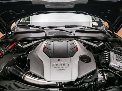 Certified 2025 Audi RS 5 Sportback AWD/4WD image 28
