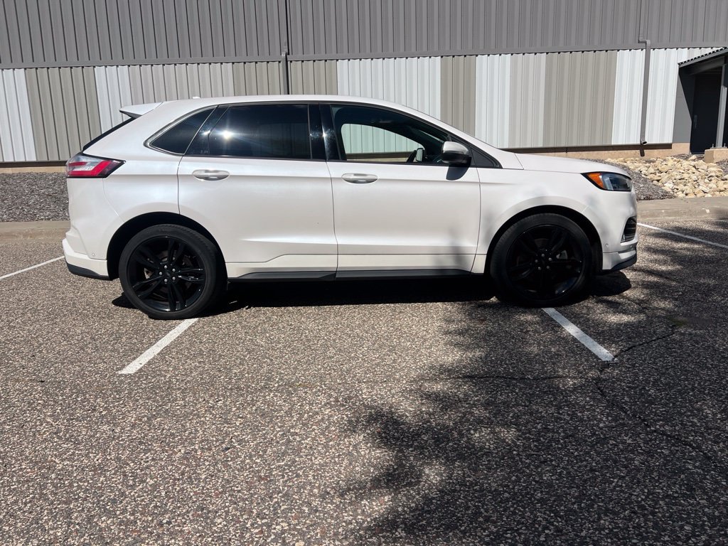 Used 2019 Ford Edge ST w/ Equipment Group 401A AWD/4WD image 4