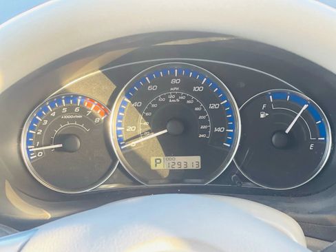 Used 2011 Subaru Forester 2.5X Premium image 16